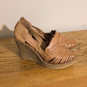 Women's Tan Wedge Sandals